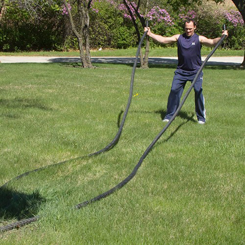 Supertrainers - 📝La corde ondulatoire (ou battle rope) est un outil  d'entraînement remis au goût du jour par le cross training & crossfit et  qui consiste à créer des ondulations à la